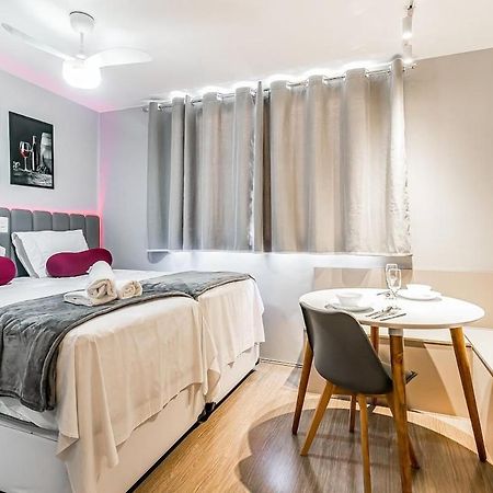 Rubi Studio No Bras Com Piscina - Metro Bras Сан-Паулу Екстер'єр фото